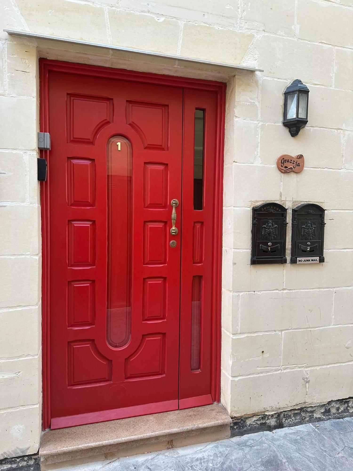Grazzja Traditional Apartment Żabbar Kültér fotó