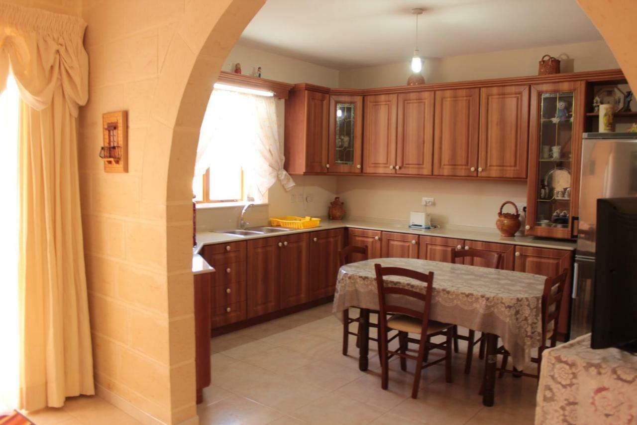 Grazzja Traditional Apartment Żabbar Kültér fotó