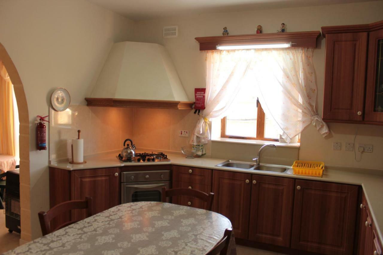 Grazzja Traditional Apartment Żabbar Kültér fotó
